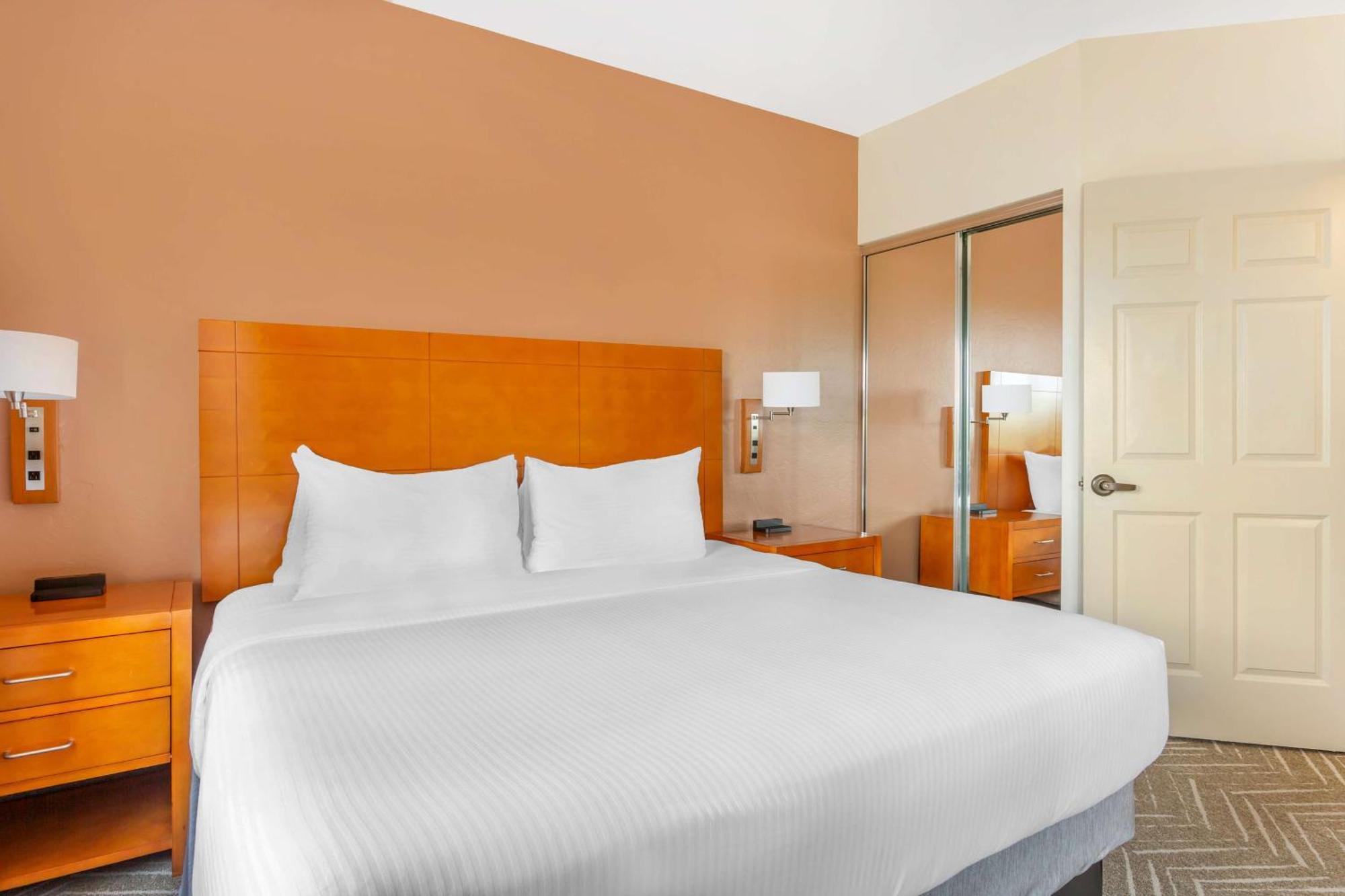 Hilton Vacation Club Varsity Club Tucson Eksteriør bilde